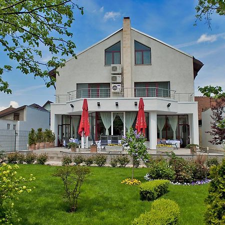 Casa Jasmine Hotell Braşov Exteriör bild
