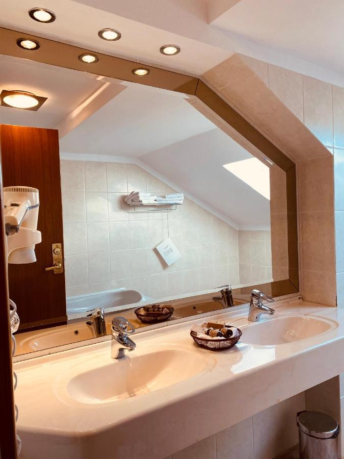 Casa Jasmine Hotell Braşov Exteriör bild