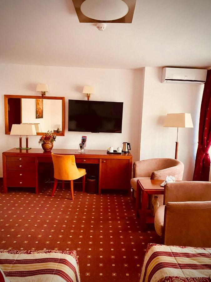 Casa Jasmine Hotell Braşov Exteriör bild