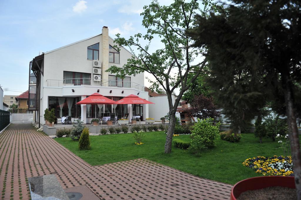 Casa Jasmine Hotell Braşov Exteriör bild
